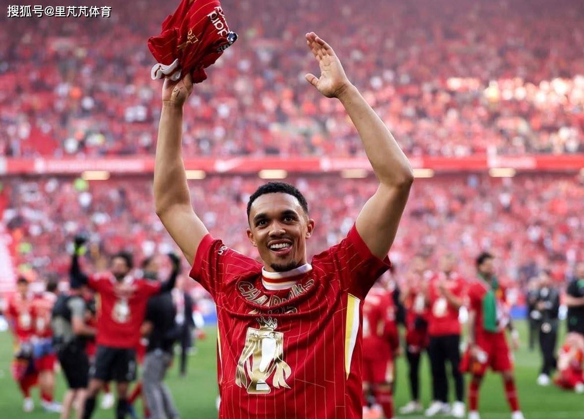 利物浦与皇马“博弈”升级：阿诺德转会倒计时开启，豪门博弈背后暗藏玄机