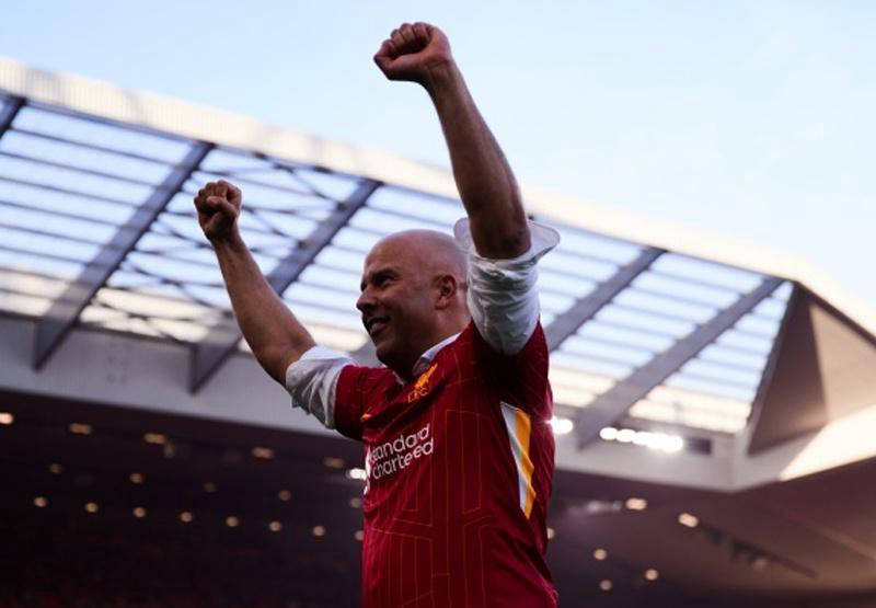 有底气！利物浦策略得当，经过一年努力引援，曼联难以“复制成功”